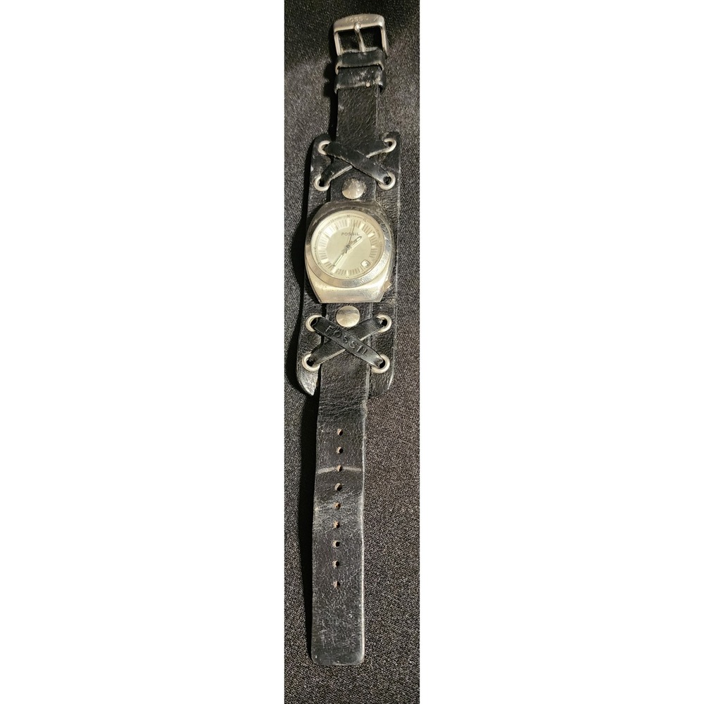 Y2K Fossil Big Tic Black Leather Cuff Watch Silver Dial Laced Wide Band READ - Picture 2 of 9